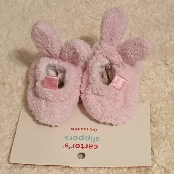 NWT ~ Carter's Child of Mine Baby Girl Fuzzy Bunny Slippers (Size: 0-6 months) - Picture 2 of 6